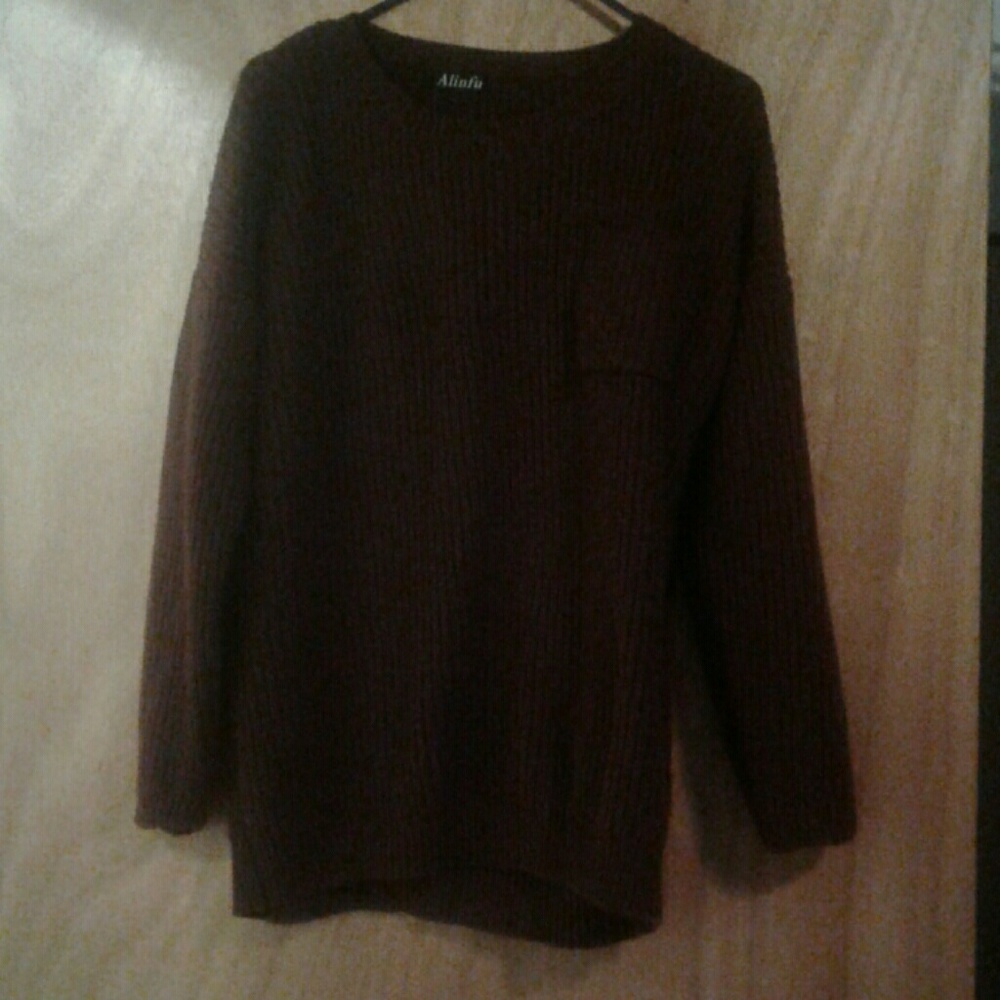 Hoodless sweater (maroon)
